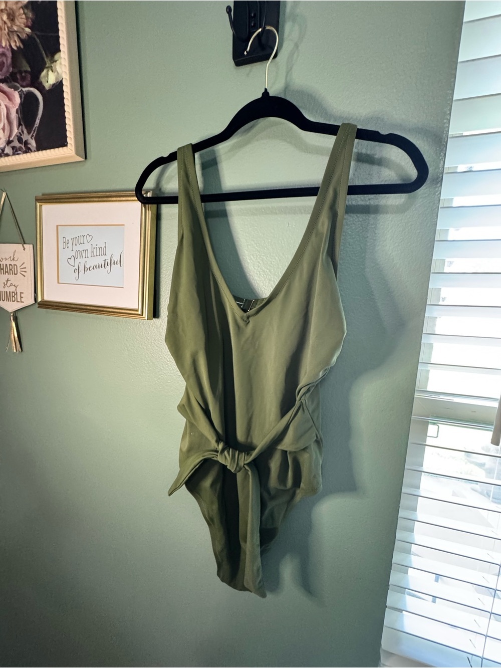Shade & Shore Olive Green Tie Front One Piece Swimsuit Size 16 Resort Swimwear - Picture 3 of 3